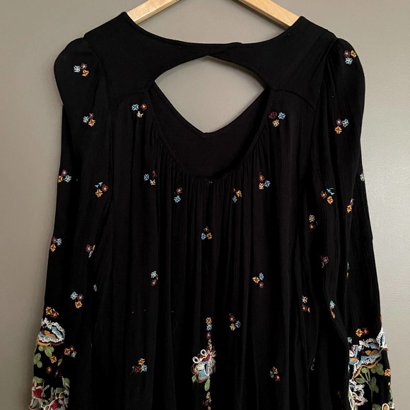 Free People Oxford Embroidered Mini Dress Black Sz Large Floral Embroidery Boho - Picture 13 of 15